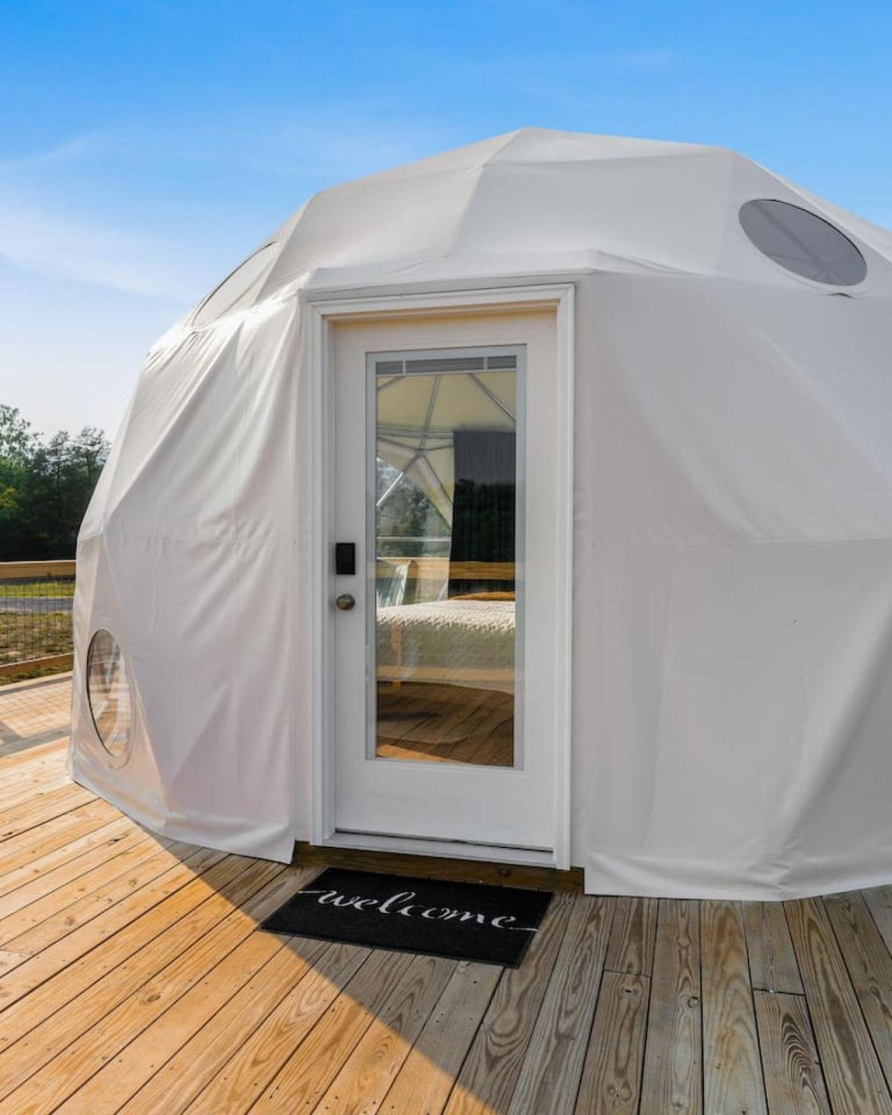 Tranquil Dome At Faraway Camp Guest House Luray Luaran gambar